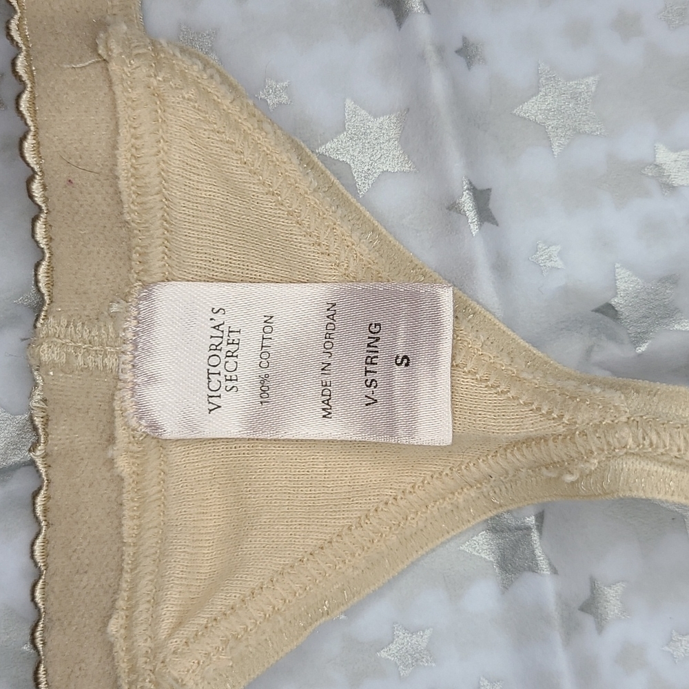 RARE VINTAGE Victoria's Secret V-String Sz S Nude - Picture 5 of 6